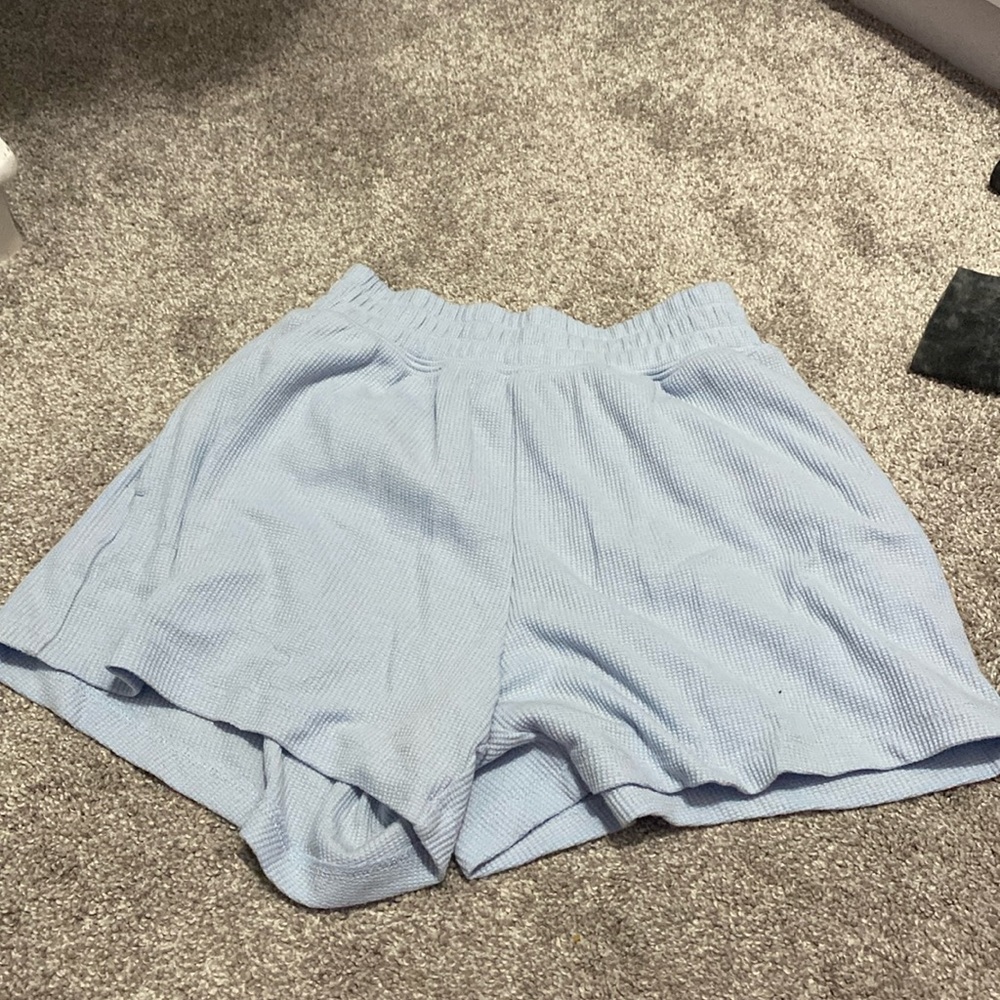 Light blue knit shorts